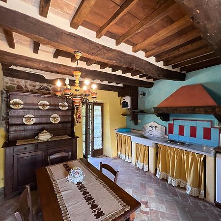 Podere Beatrice 20 Pax By Villasretreats Bardine di San Terenzo Luaran gambar