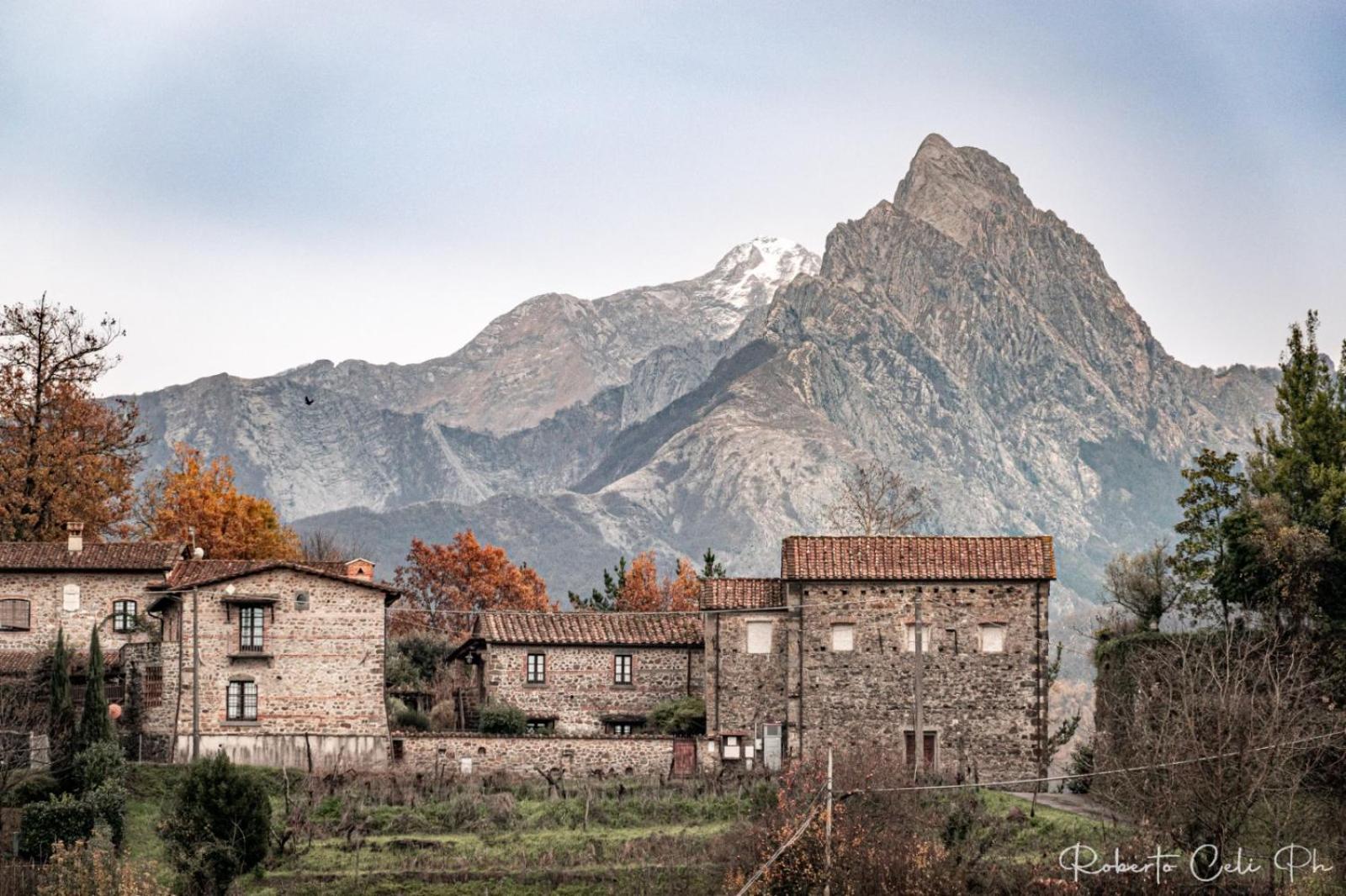 Podere Beatrice 20 Pax By Villasretreats Bardine di San Terenzo Luaran gambar