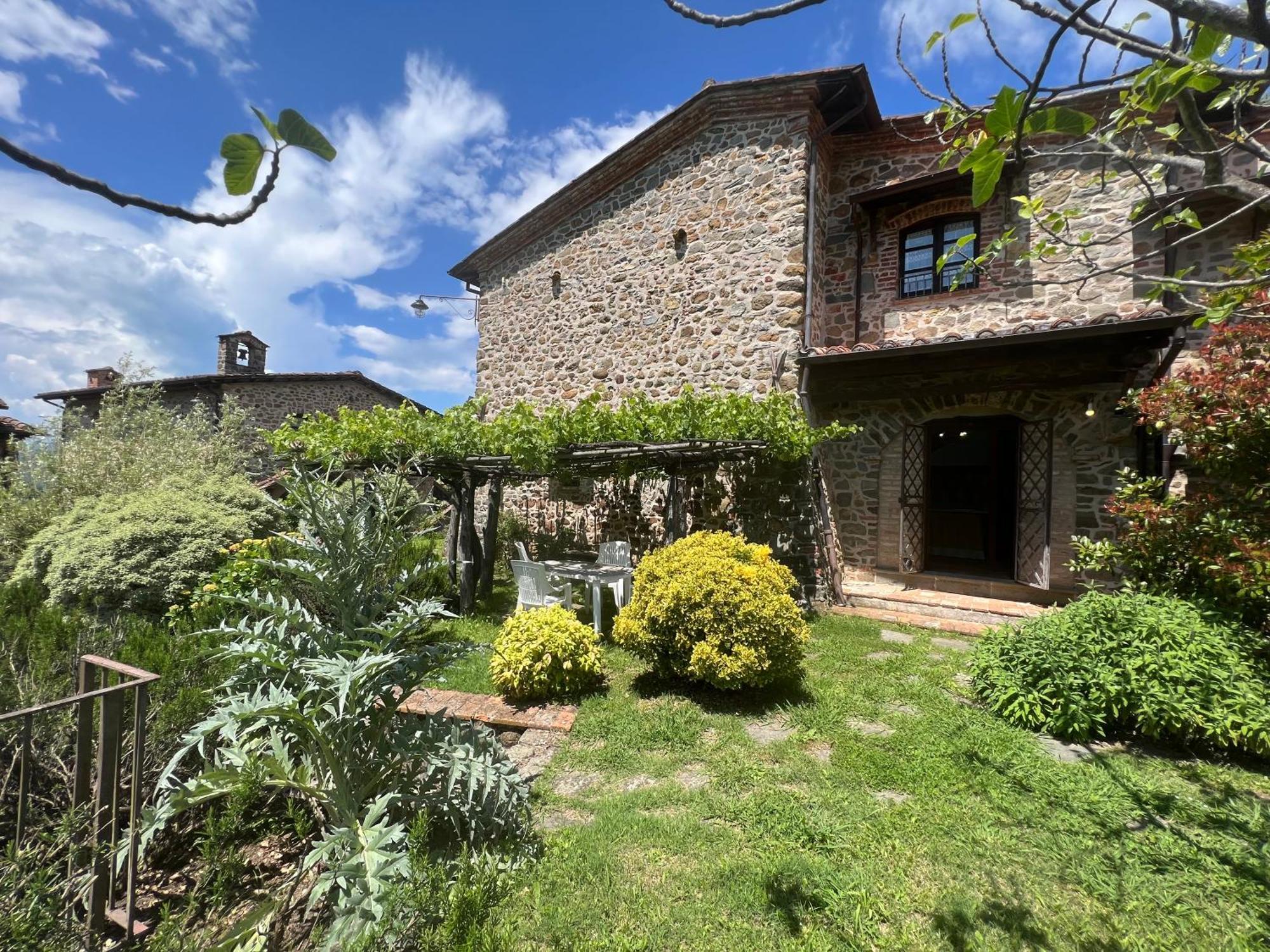 Podere Beatrice 20 Pax By Villasretreats Bardine di San Terenzo Luaran gambar