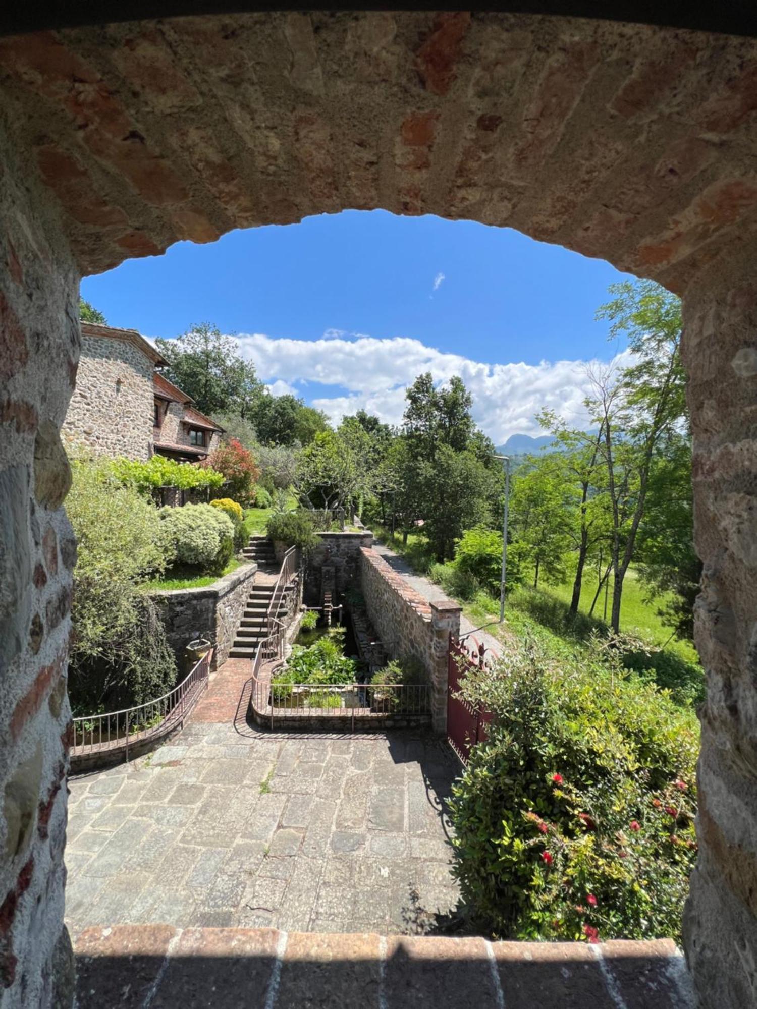 Podere Beatrice 20 Pax By Villasretreats Bardine di San Terenzo Luaran gambar
