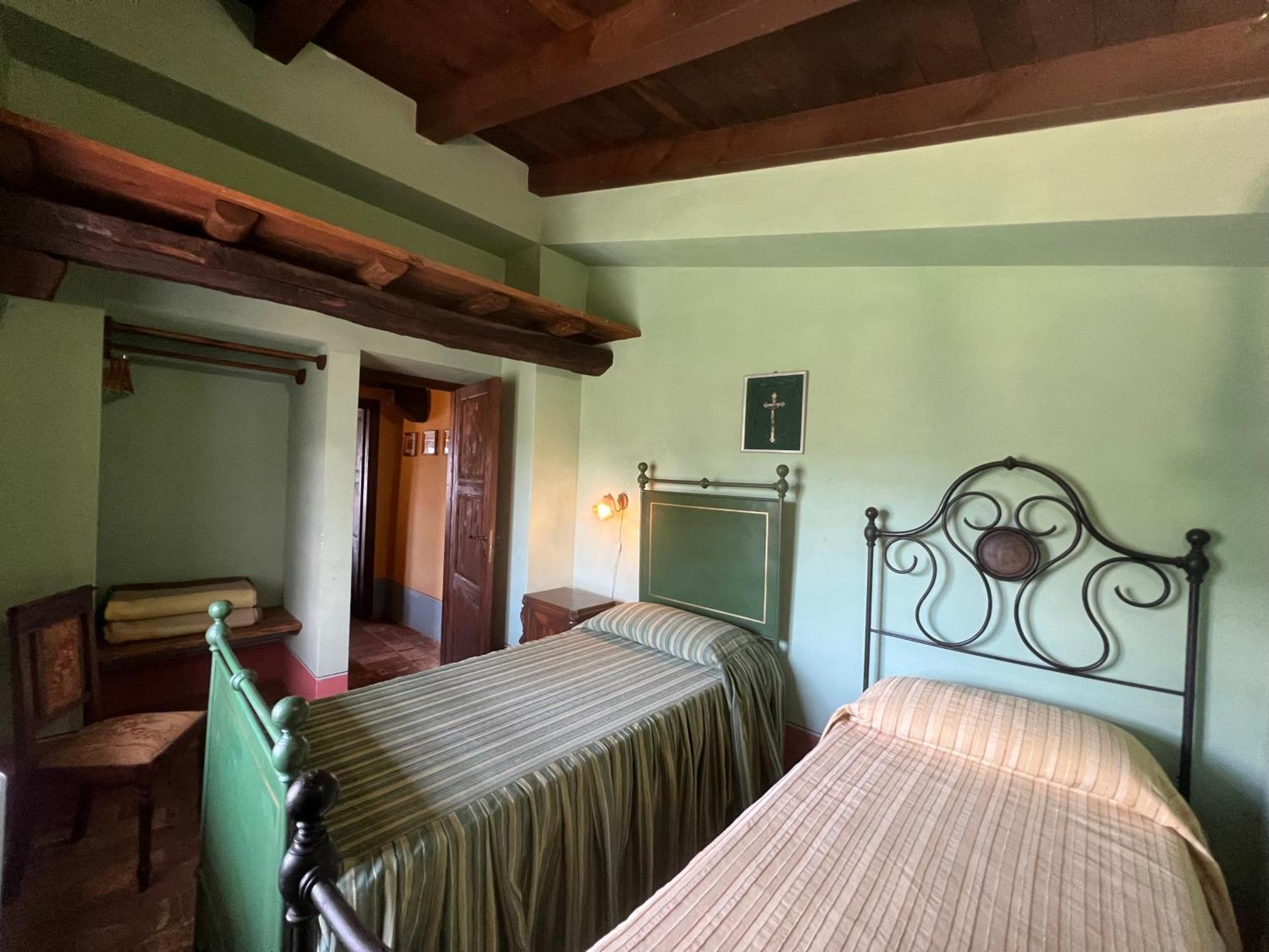 Podere Beatrice 20 Pax By Villasretreats Bardine di San Terenzo Luaran gambar